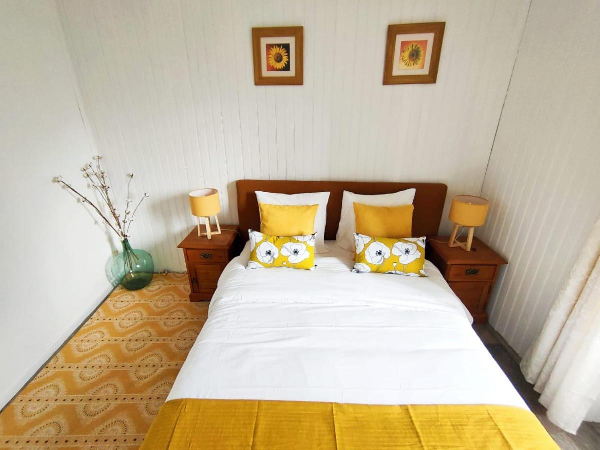 Cafe De France Eauze Bed & Breakfast Exterior photo
